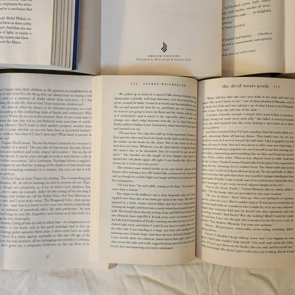 Book Bundle - Picture 7 of 7